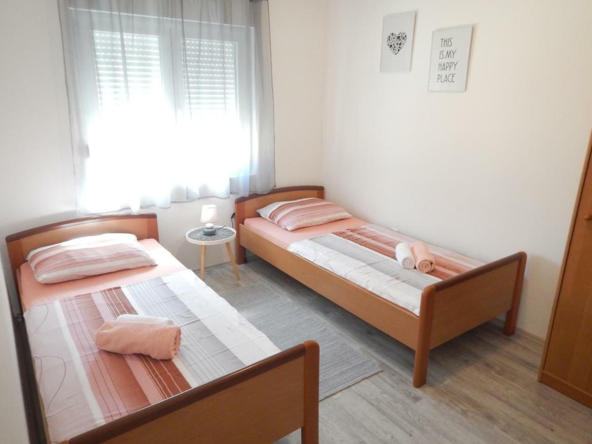 Apartman Ivankovic*** PUY Eksteriør bilde